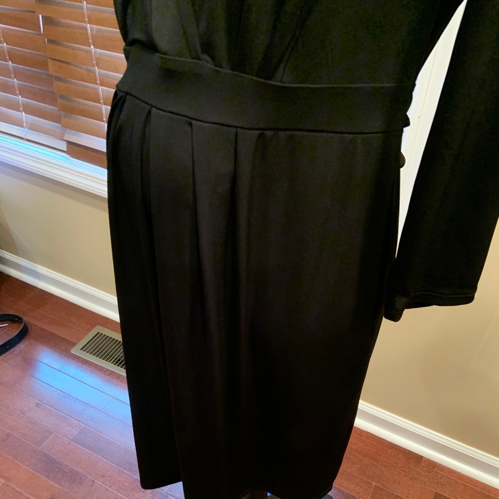 Maternity Dress - Picture 3 of 4
